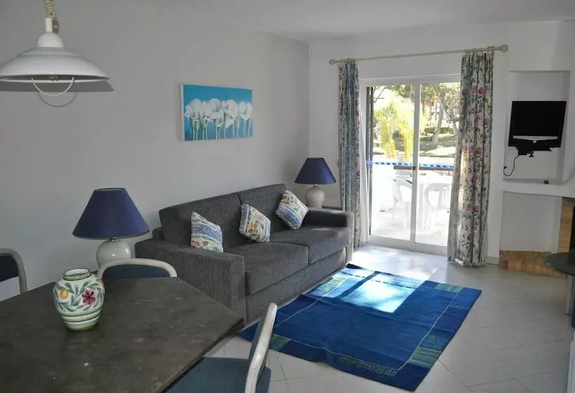 آپارتمان سوپریور 2 خوابه, Balaia Golf Village
