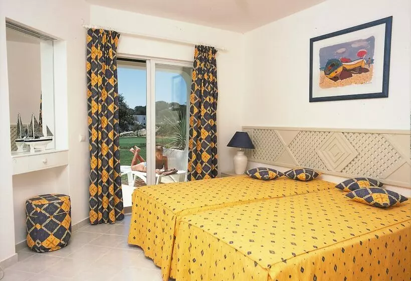 ویلای 3 خوابه, Balaia Golf Village