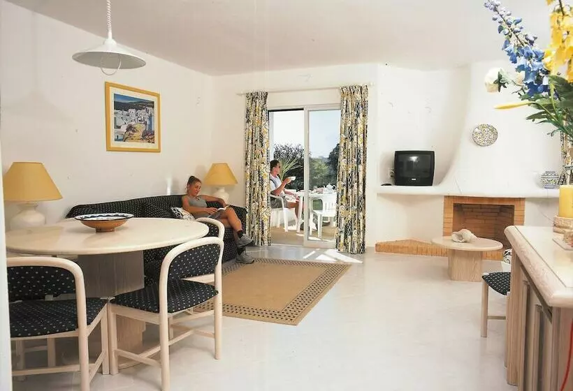 ویلای 3 خوابه, Balaia Golf Village