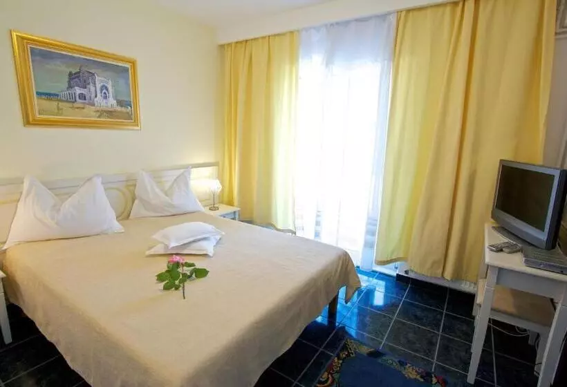 Standard-huone Parveke, Central