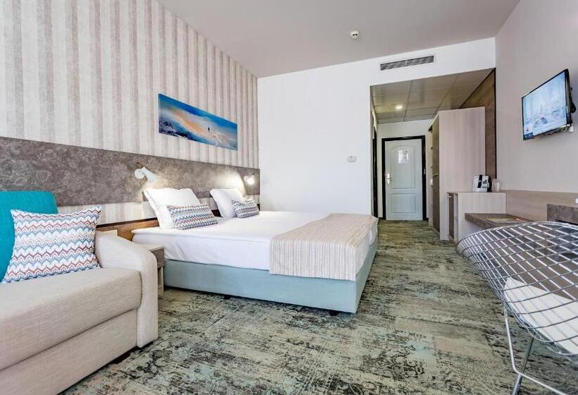 Полулюкс Боковой Вид на Море, Hi Hotels Imperial Resort   Ultra All Inclusive