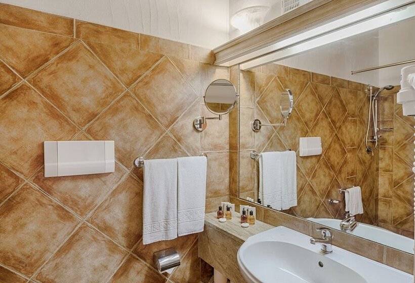 غرفة كلاسيكية, Colonna Country Club