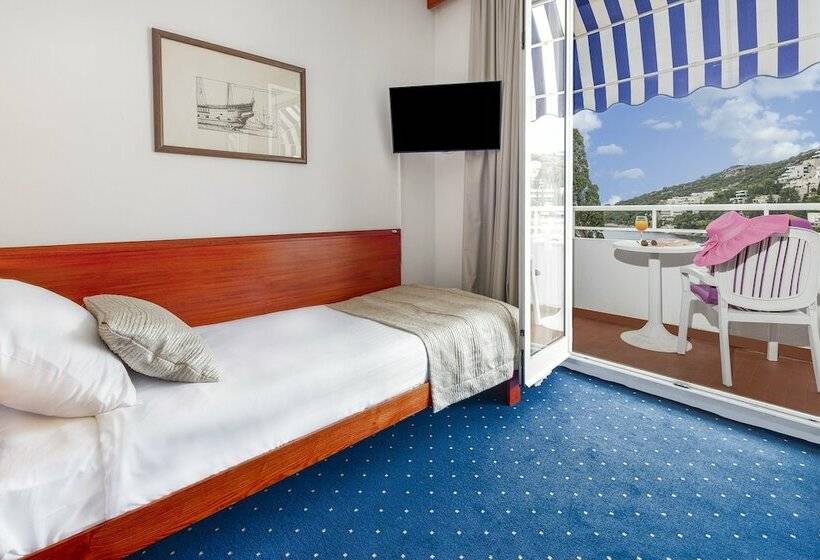 スタンダードシングルルーム, Komodor