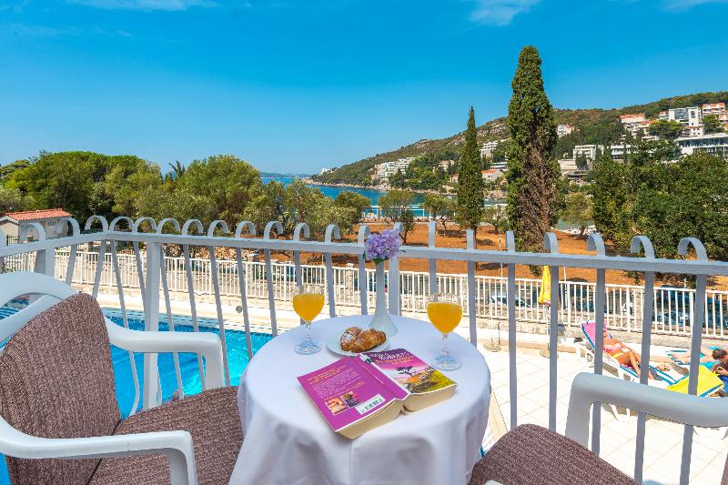 オーシャンビュースタンダードルームバルコニー付き, Komodor