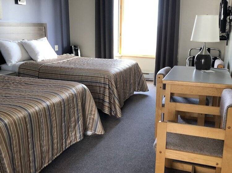 Номер Стандарт 2 Двуспальные Кровати, Le Pionnier