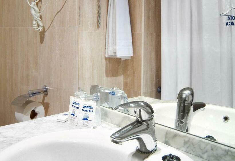 חדר סטנדרט יחיד, Magic Aqua Rock Gardens