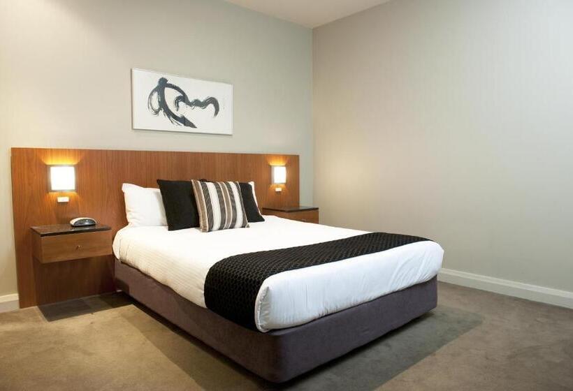 סוויטת 2 חדרי שינה, Mantra Hindmarsh Square