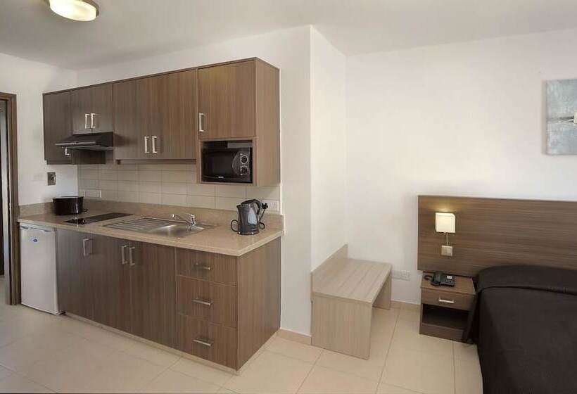 Студия Стандарт, Petrosana Hotel Apartments