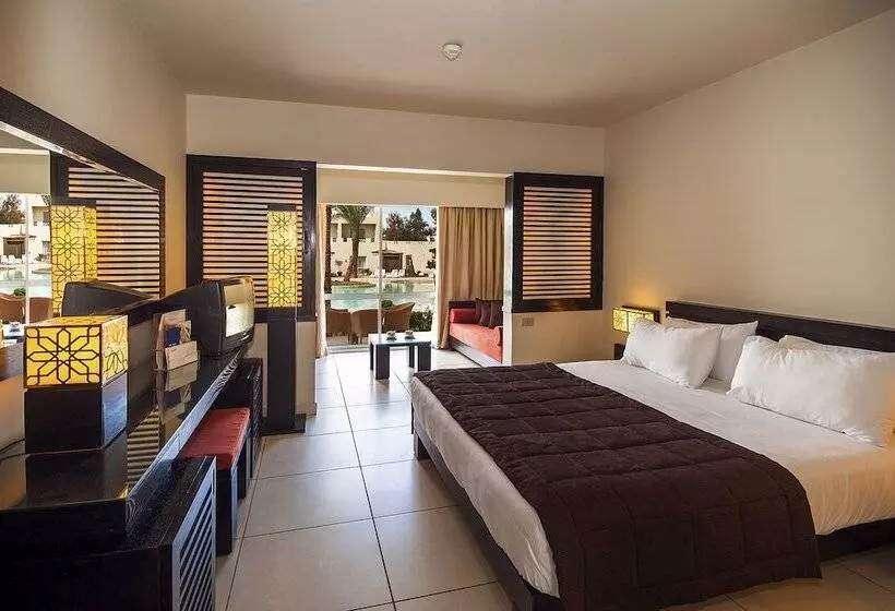 اتاق سوپریور با چشمانداز باغ, Reef Oasis Beach Aqua Park Resort