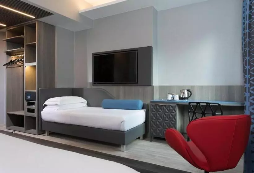 اتاق استاندارد سه نفره, Iq Hotel Milano