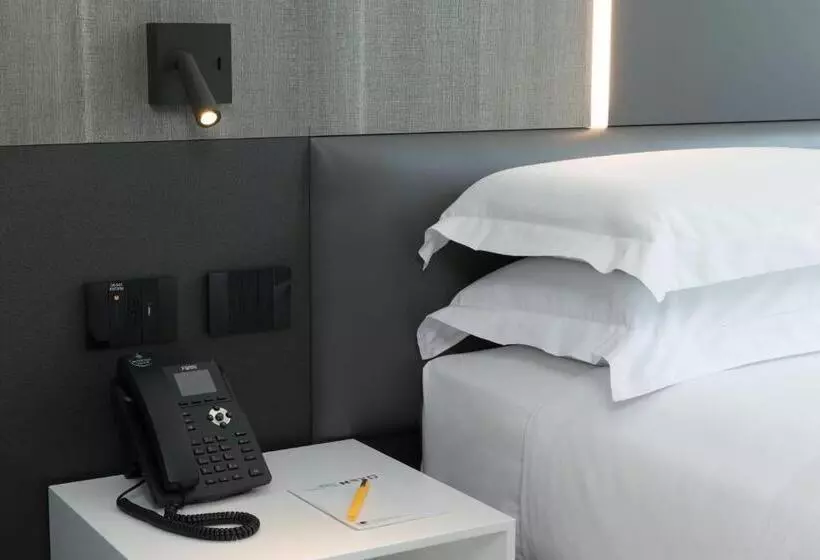اتاق استاندارد, Iq Hotel Milano