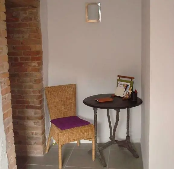スイート（家族用）, Chambre D'hôtes Les Plaisances