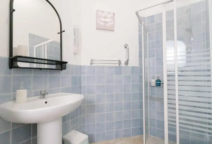 スタンダードスタジオ, Chambre D'hotes Cugnac