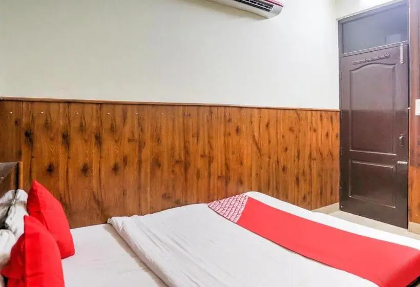 اتاق کلاسیک سه تخته, Oyo 74945 Shri Sai Guest House