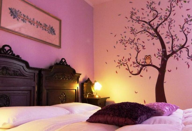 غرفة عائلية, Kalimera