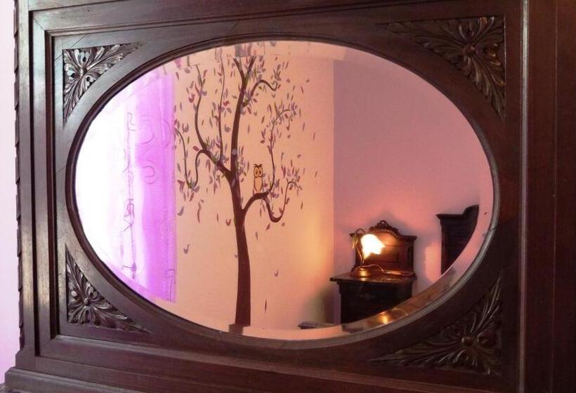 غرفة عائلية, Kalimera