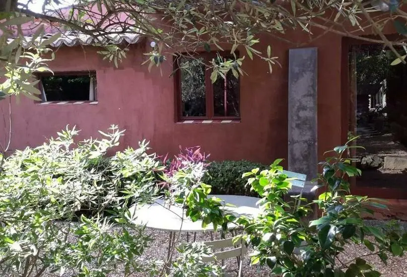 キャビン, La Mazade De Saint Mamert