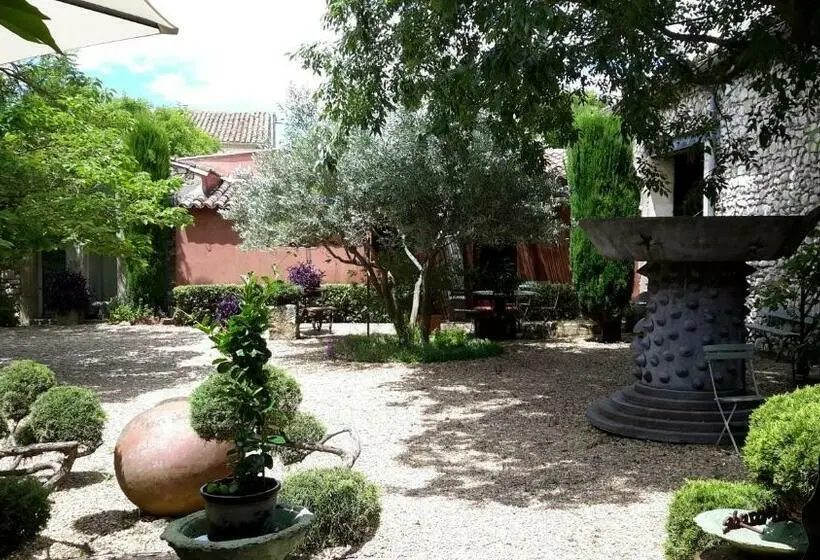 キャビン, La Mazade De Saint Mamert