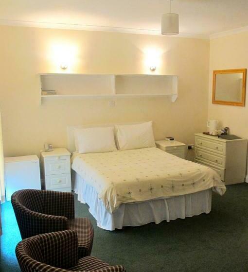 스탠다드 룸, The Prince Of Wales