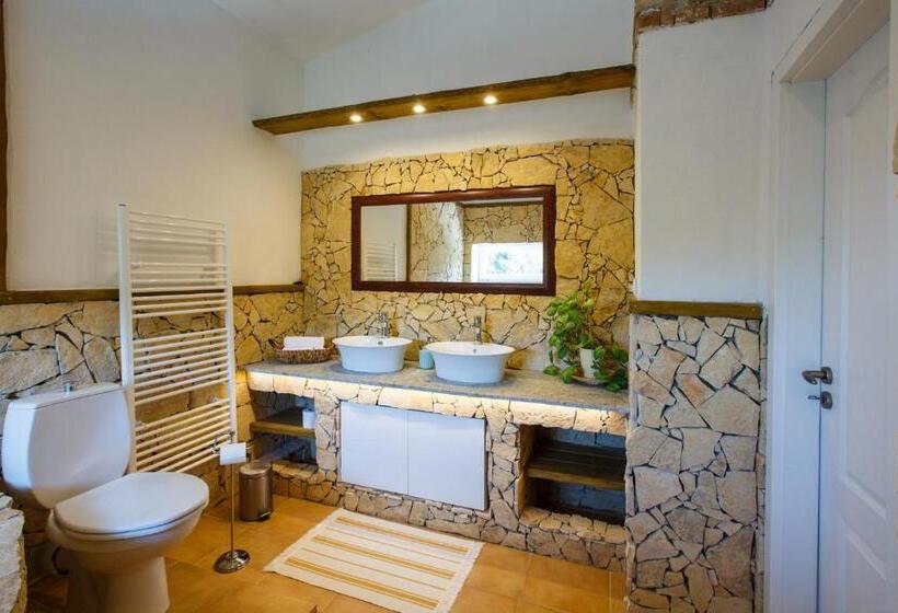 스위트, Penzión Artin