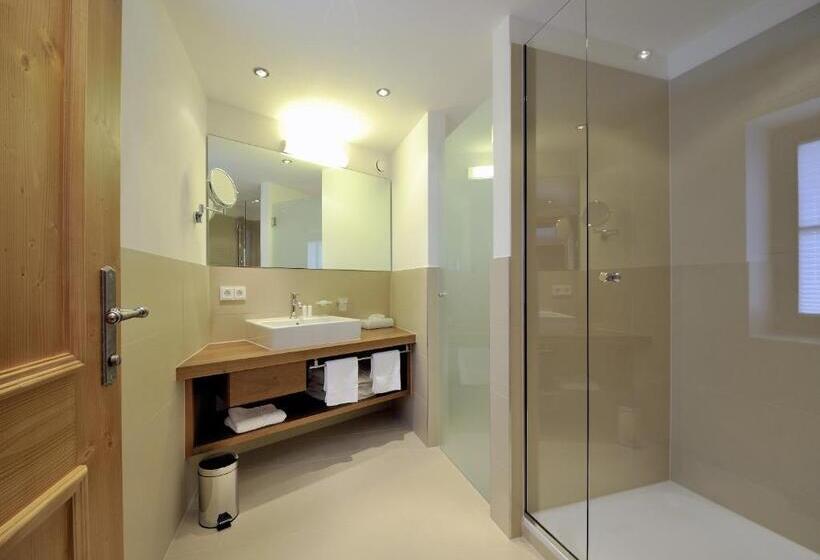 חדר סופריור, Garni Albona