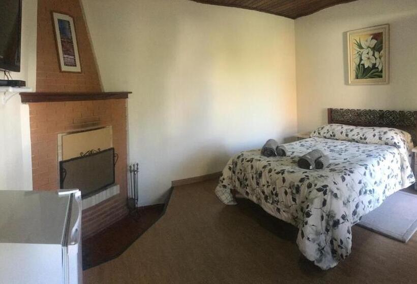 اتاق اکونومی, Pousada Valle Do Luar   Campos Do Jordao