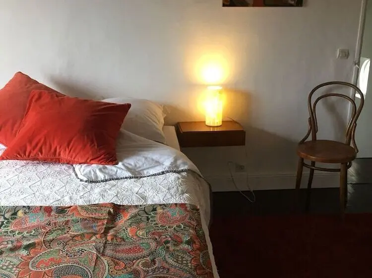 ファミリールーム, Chez Fred Et Cecile