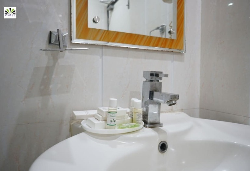 디럭스 룸, Pybss