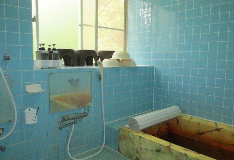 浴室共有ファミリールーム, Pension Rapan