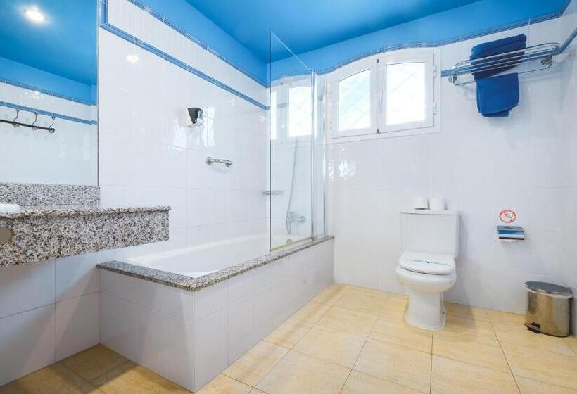 침실 2개 바다 전망 아파트, Apartamentos Livvo Coloradamar