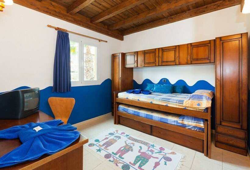 Апартаменты 2 Спальни, Caleta Dorada