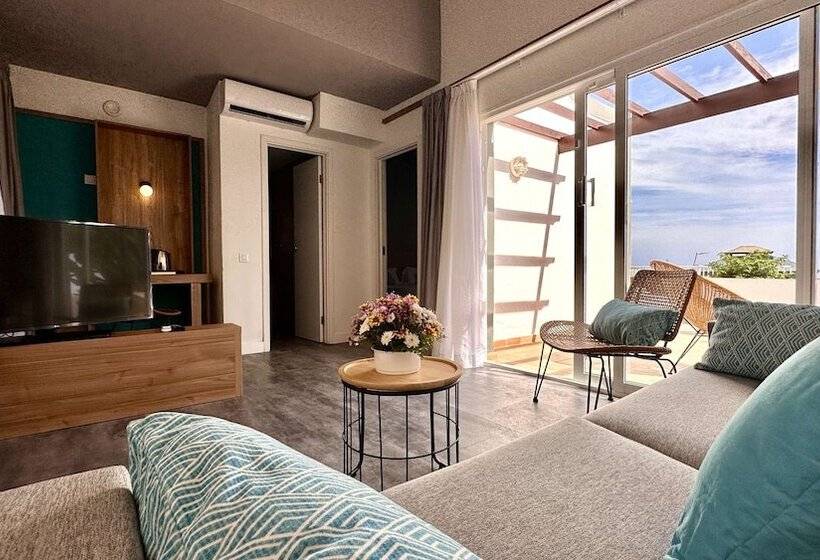 Апартаменты 2 Спальни, Caleta Dorada