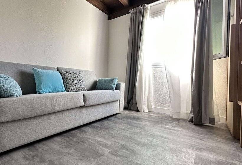 침실 2개 아파트, Caleta Dorada