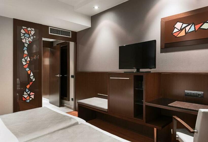 اتاق استاندارد, Catalonia Goya