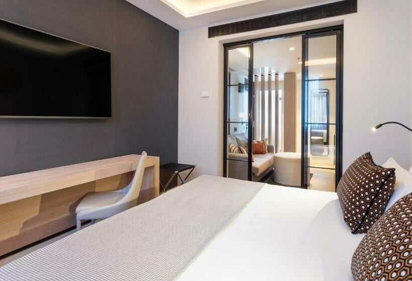 سوییت جونیور, Catalonia Goya