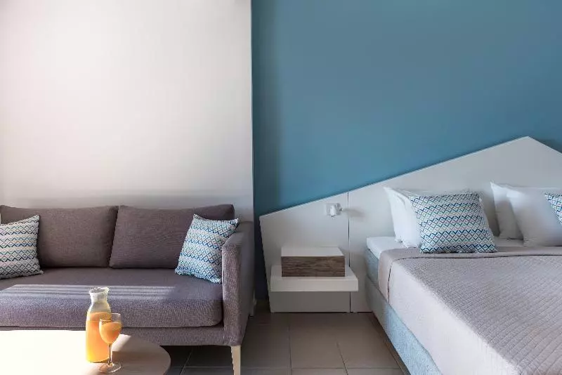 اتاق سوپریور با چشمانداز دریا, Kassandra Bay Resort, Suites & Spa
