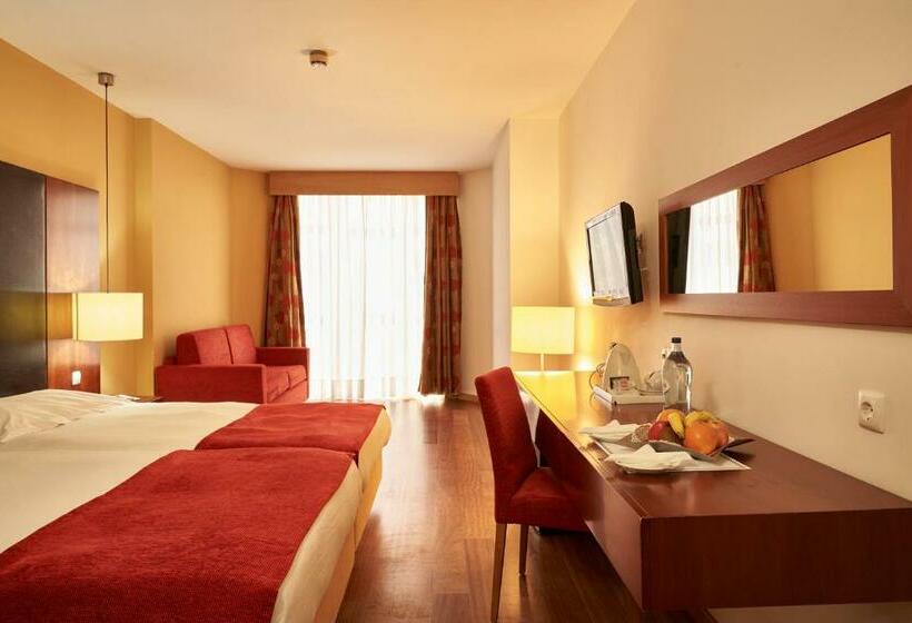 غرفة عائلية, Leziria Parque