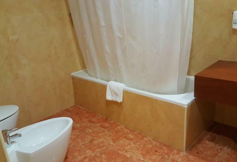 غرفة عائلية, Leziria Parque