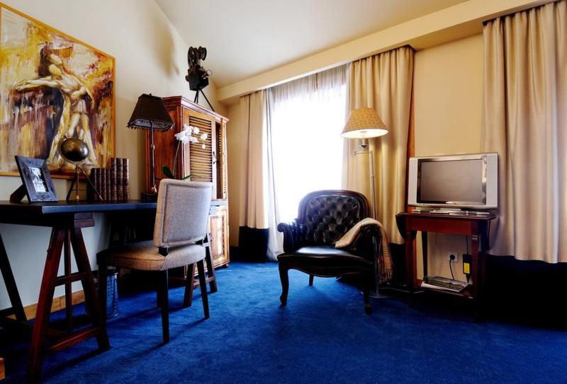 スタンダードルーム, Moliceiro