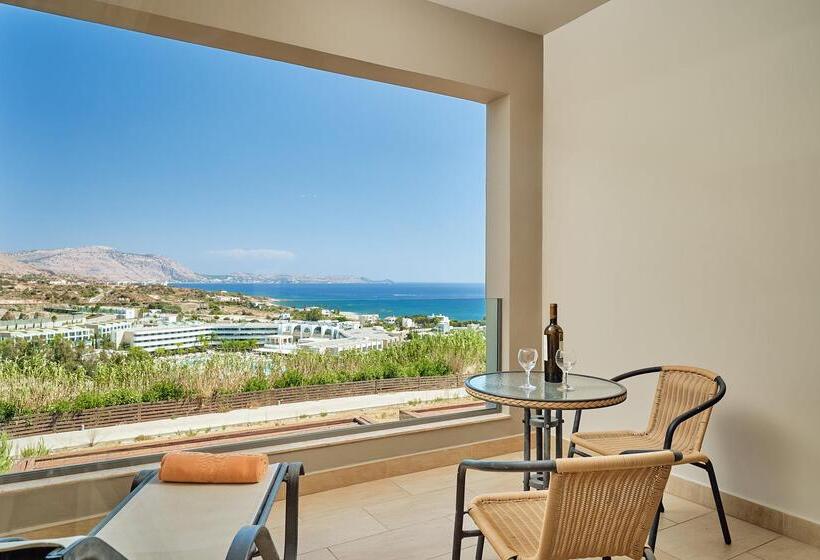 Семейный Номер Вид на Море, Princess Sun