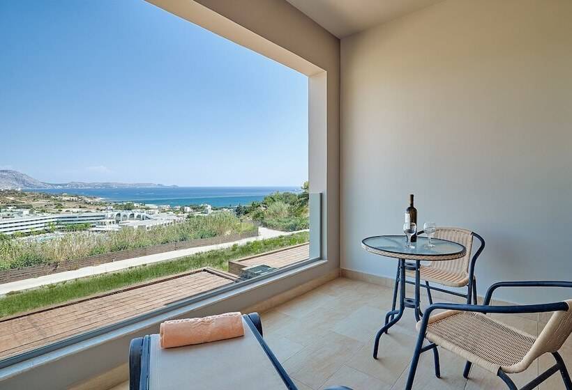 Семейный Номер Вид на Море, Princess Sun