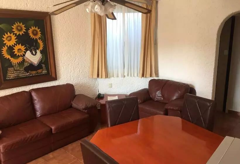 اتاق خانوادگی, & Suites Villa Del Sol