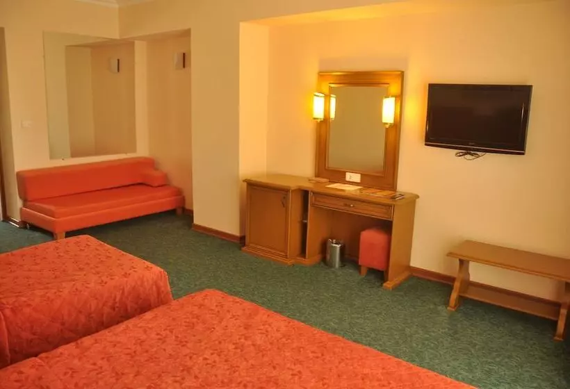 スタンダードトリプルルーム, Club Boran Mare Beach   All Inclusive