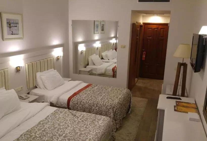 スタンダードトリプルルーム, Club Boran Mare Beach   All Inclusive