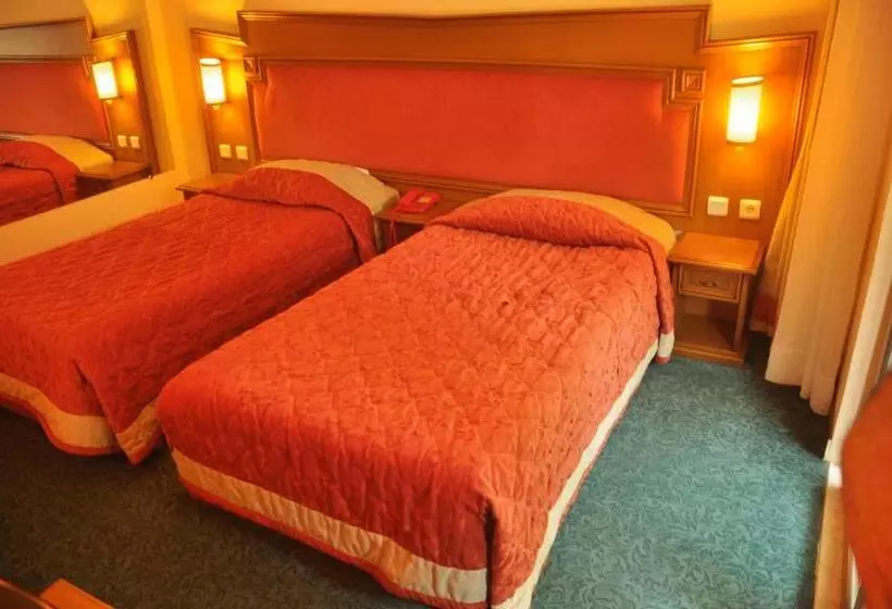 スタンダードトリプルルーム, Club Boran Mare Beach   All Inclusive