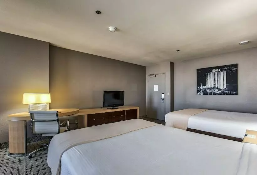 デラックスルーム, Plaza Hotel & Casino