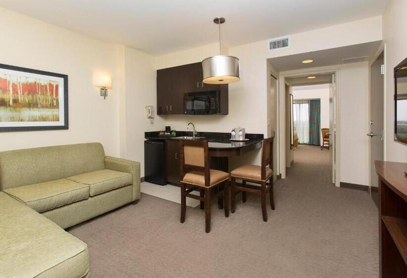 סוויטת דלוקס 2 חדרים, Ramada Plaza Resort & Suites By Wyndham Orlando Intl Drive