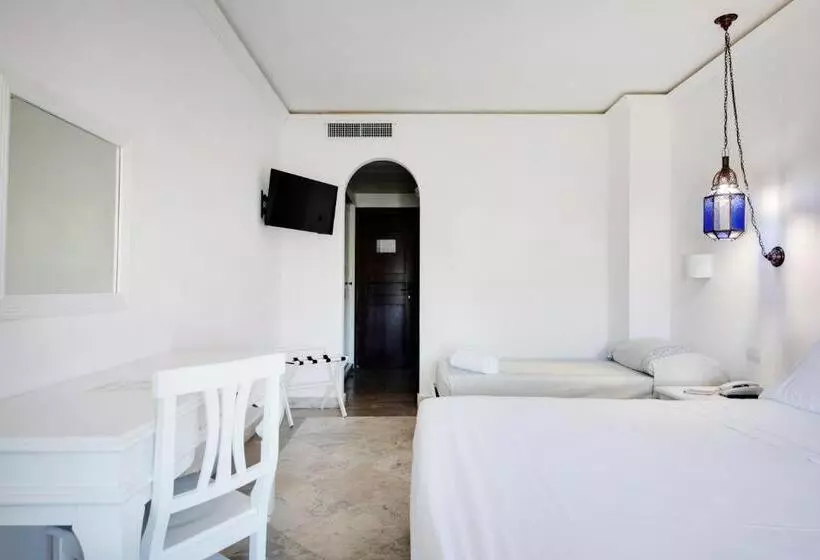 トリプルクラシックルーム, Sighientu Resort