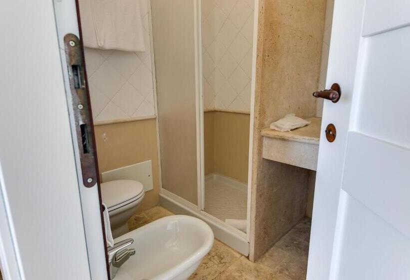 חדר אקונומי, Sighientu Resort