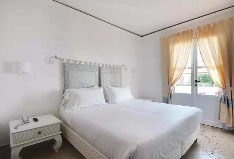 エコノミールーム, Sighientu Resort